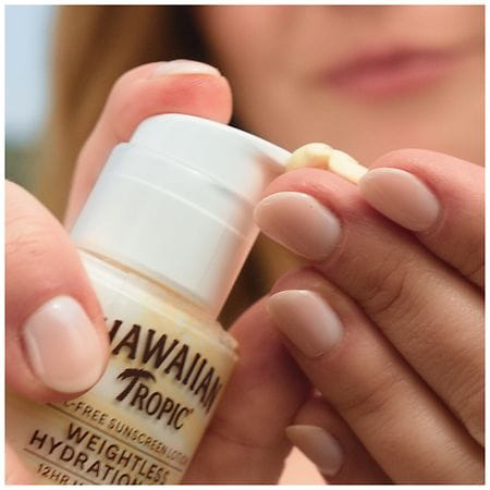Hawaiian Tropic Weightless Hydration Face Sunscreen Lotion SPF 30 – 1.7 fl oz